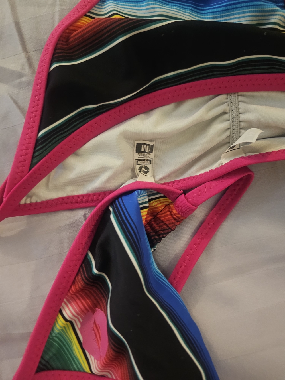 DIXXON Serape Multicolor Stripe Triangle String Bikini Medium Pink Trim - Picture 3 of 3